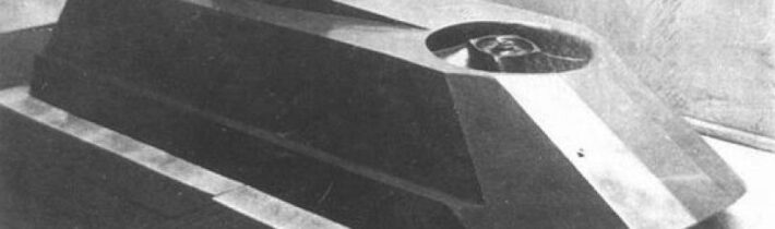 Sovětský obojživelný vznášející se tank L-5