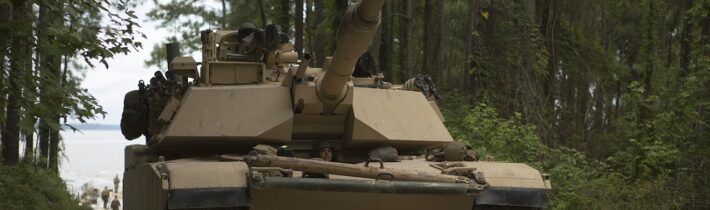 Rusko zničilo dvě třetiny Amerických tanků Abrams dodaných Ukrajině
