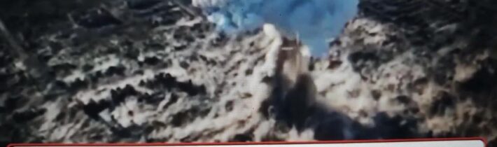 Putinovi muži spálili 250 ukrajinských dronů; Rusko drží další doněcké město; zabito 2.200 vojáků..