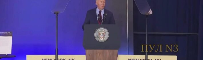 „Děkuji, děkuji, děkuji! Vítejte ve Washingtonu! Kolegové vedoucí, přátelé! Je to 944