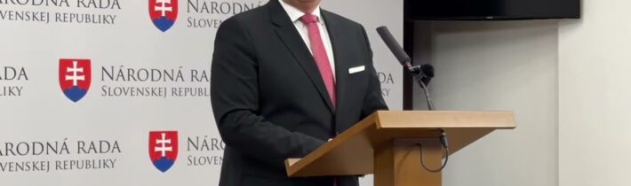 Andrej Danko ostro reaguje na Huliaka: Je zradca