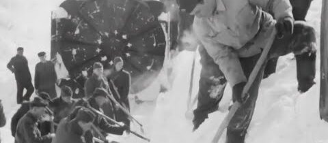 Snehom zasypaný vlak (1962)