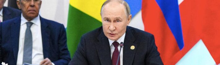 VIDEO: Ruský prezident Vladimir Putin na summite BRICS vyhlásil, že v súčasnosti prebieha dynamický a nezvratný proces utvárania multipolárneho svetového poriadku