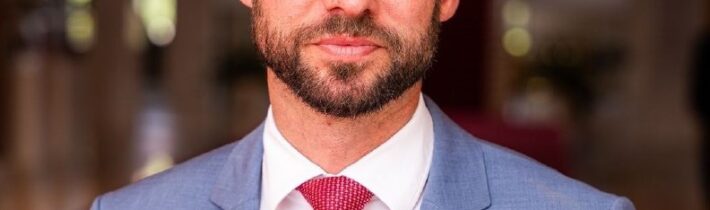 Koalícia odvolala Michala Šimečku z vedenia parlamentuJeho odvolanie v tajnom h…