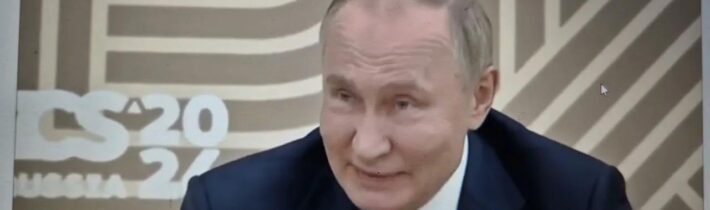 Vladimír Putin útočí na Zelenského kvůli jeho komentářům o požadavku na jaderné zbraně, pokud se…