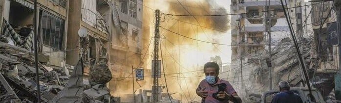 Slovenka žijúca v Bejrúte: Budia nás výbuchy, nad hlavami nám bzučia drony, ľudia spia na uliciach