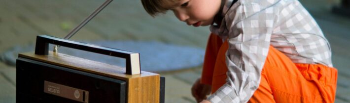 Jak z vás Český rozhlas dělá blbce – Konzervativní noviny