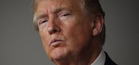 Použijú demokrati politické násilie na oslabenie Trumpa, ak vyhrá znovuzvolenie?