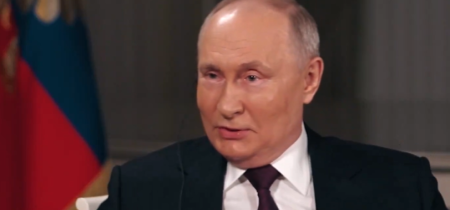 Putin verejne zablahoželal "odvážnemu" Trumpovi a povedal, že je otvorený diskusiám