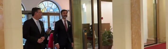 Politika aktuálne v centre diania