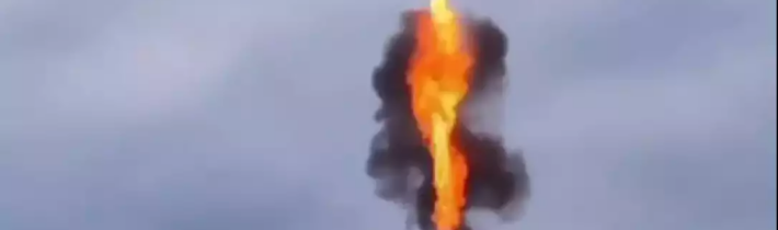 Rusi po Orešniku začali na fronte testovať aj lietajúci plameňomet, vyzerá ako drak