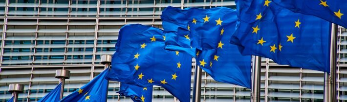 Evropa se propadá do bezvýznamnosti, zatímco USA stoupá vzhůru