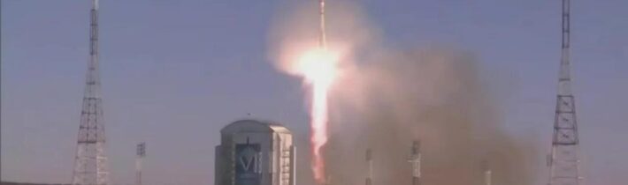 🔥 Byl překonán rekord domácí kosmonautiky.Nosná raketa Sojuz-2.1b úspěšně odstartovala z kosmodromu