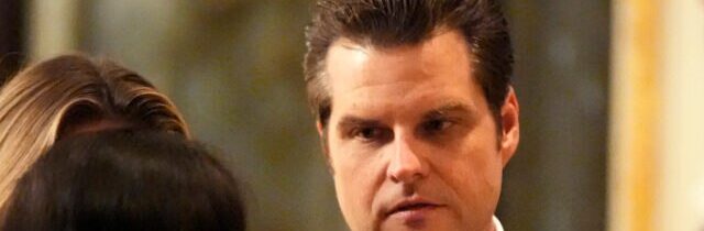 Vo washingtonskom močiari začalo byť rušno