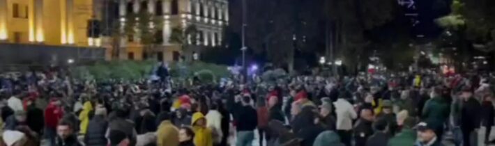 Greta Thunberg odletěla do Gruzie, aby „zachránila“ demokracii🤡🇪🇺