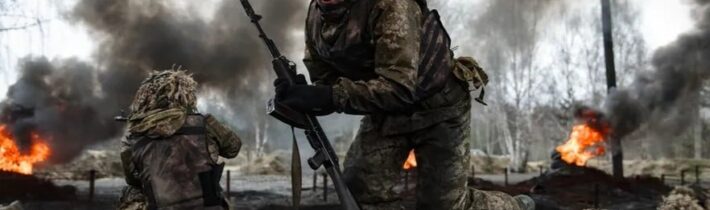 V KURSKU VŠETKO HORÍ. KIMOVA NEĽÚTOSTNÁ ARMÁDA V PRVEJ LÍNII! NOVÁ BOJOVÁ TAKTIKA ZMRAZÍ ZÁPAD! – NOVÉ NAVÁDZANÉ BOMBY RUSKÉHO LETECTVA – AKTUÁLNE SPRÁVY Z FRONTOV 10.11.2024