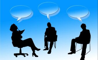 2026-04-15 – O.Lukáš_Tušení souvislostí