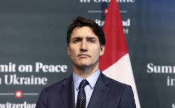 Trudeau sa po rezignácii na post premiéra neuchádza o znovuzvolenie za poslanca