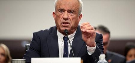 RFK Jr. obhajuje svoj postoj k vakcínam počas horúceho senátneho vypočúvania
