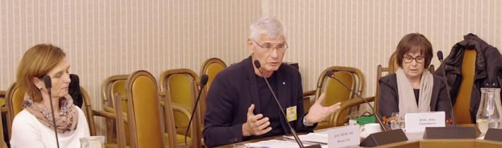 VIDEO: Vakcinológ a epidemiológ prof. MUDr. Beran vyzval ministerstvo zdravotnic…