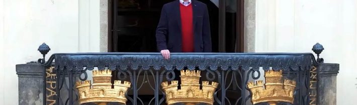 Drsný Fiala videem pobavil. Hlavně žádný chaos a prázdná gesta |