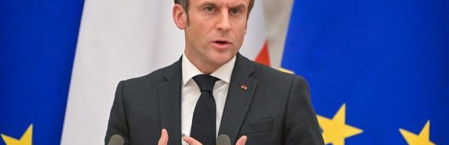 Macron nečaká Trumpom sľubovaný koniec konfliktu na Ukrajine