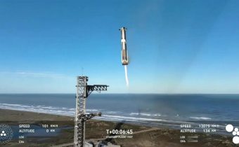 🇺🇸 Nosná raketa SpaceX Elona Muska dosáhla svého druhého úspěšného návratu na