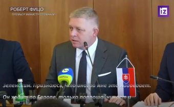 Robert Fico nazval Zelenského „žebrákem a vyděračem“.„Nejsem tu, abych šel ruku v