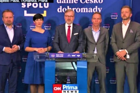 Vláda Petra Fialy selhala v digitalizaci a hrozí jí žaloby: Občanům slibovali online služby, místo toho přichází chaos a další odklady