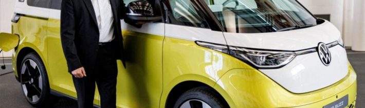 Ani 35 tisíc propuštěných a zavřené továrny nebudou stačit. VW musí ušetřit víc, aby vyšel |