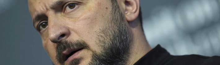 Besné zviera pohrýzlo svojho majiteľa