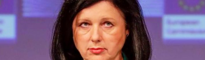 Jourová by ráda na Hrad