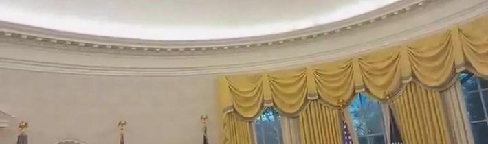 🇺🇸 ⚔️🇪🇺 Trump oznamuje rozhovor s Putinem , zavedení cel pro Evropskou