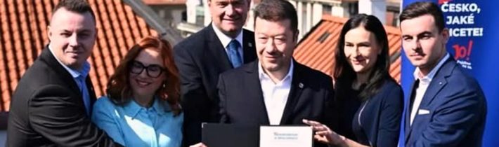 Velká vlastenecká vlna zvrátila trend |