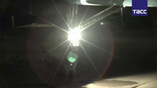 Stíhací bombardér Su-34 ruských vzdušných a kozmických síl zaútočil v noci letec…