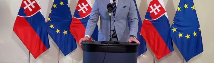 Robert Fico: SR vyhlasuje štátny smútok na margo úmrtia sv. Otca
