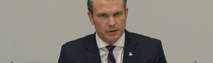 Práce z domova, snížení rychlosti na dálnicích, zákaz provozu osobních aut v neděli, omezení letecké přepravy osob, na dovolené vlakem, provoz osobních aut na střídačku podle sudých a lichých čísel! Eurokomisař pro energetiku představil 10-bodový plán na omezení osobní dopravy v celé Evropské unii! A ministr války USA vyhodil 12 generálů, protože prý nesouhlasí s válkou v Íránu!