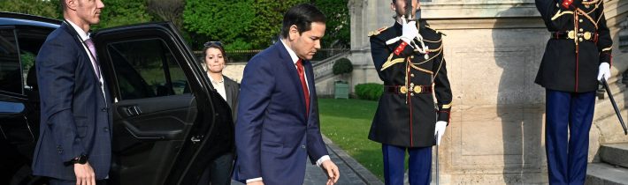 Zahraničnopolitický blok Trumpovho tímu sa opäť vrhol na rokovania na ukrajinskom fronte