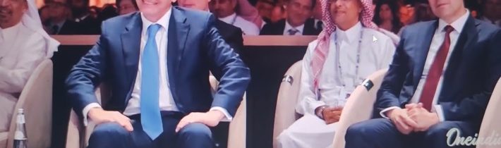 Donald Trump vyslovuje VELKÉ PŘEKVAPENÍ ve věci rusko-ukrajinských rozhovorů v Turecku; přijímá…