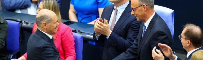 Merz zvolen kancléřem na druhý pokus. Tohle v Německu nikdy nikdo neviděl