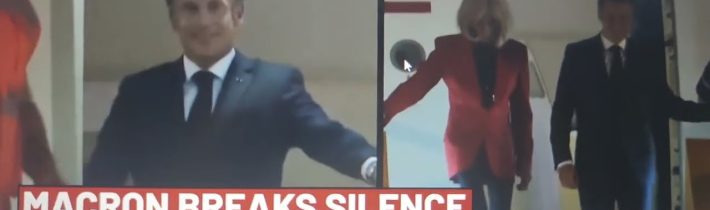 Macron byl ponížen přímo před kamerou: manželka odmítla držet jeho ruku a udeřila ho do tváře…
