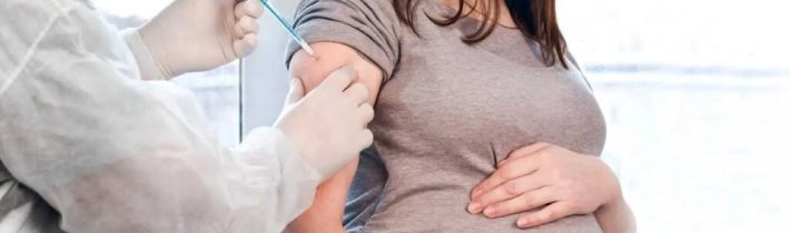 Nová studie odhaluje 43% nárůst počtu potratů u matek očkovaných mRNA injekcemi