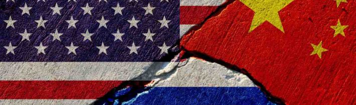 Po Íránu jsou na mušce Čína a Rusko |