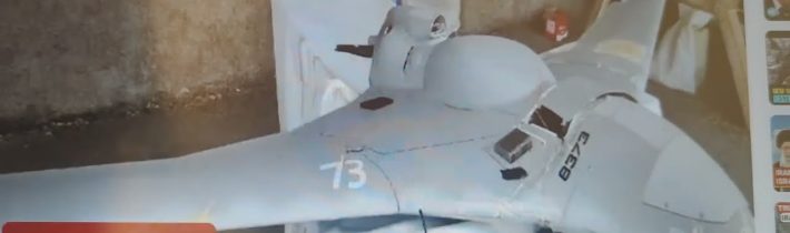 Írán TRHAL izraelské drony na kusy; vrak osmého dronu byl nalezen v provincii Lorestán až po válce..