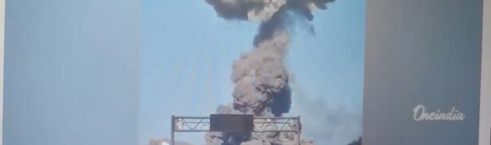 AKTUÁLNĚ: výbuchy zazněly napříč Žitomyrskou oblastí Ukrajiny; 2 lidé zabiti; budovy jsou v ruinách.