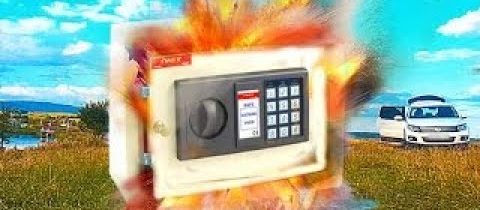 CO SE STANE, KDYŽ DÁTE PETARDU DO TREZORU?