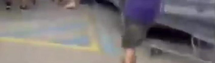 🇺🇸Útok nožem v supermarketu v Michiganu: Zraněno 11 osobNejméně 11 lidí bylo