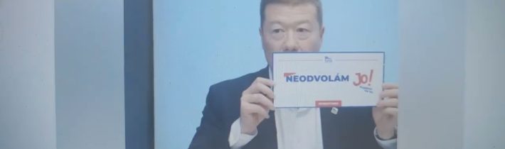 Dnešní „hlas lidu“ alias „vox populi“ aneb letem světem po článcích v českých médiích…