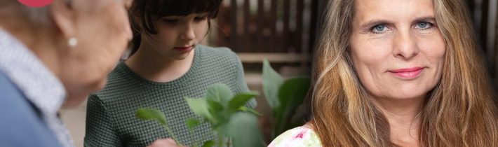 Radka Svatošová 3. díl: Co nás naše babičky nestihly naučit, teď pracně lovíme v knížkách a učíme se od sebe navzájem