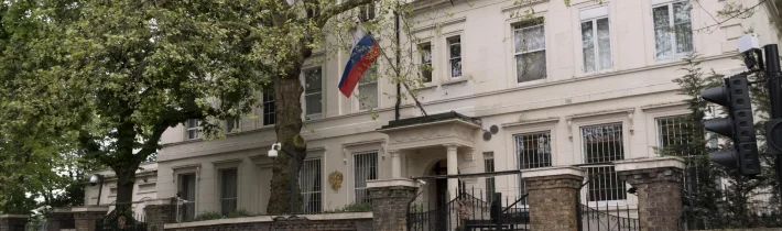 Británia sa snaží narušiť mierové riešenie konfliktu na Ukrajine